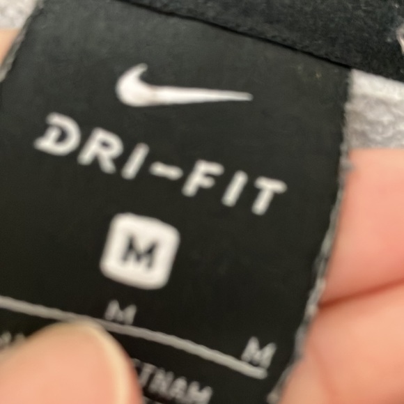 Nike Dri-fit Hoodie - Picture 4 of 6